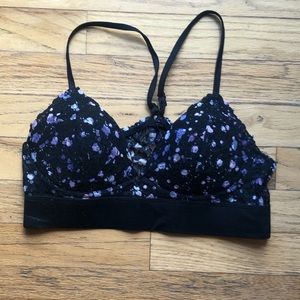 PINK Lace sports bra-styled padded bra